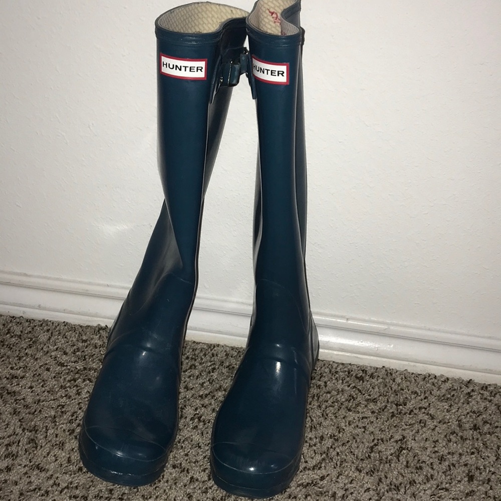 blue hunter rain boots